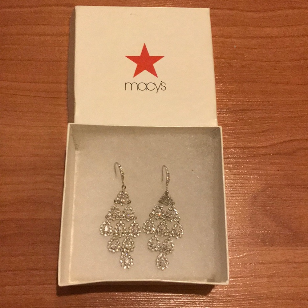 Aisle Worthy Earring